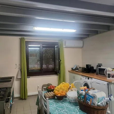Maison Familiale Avec Jardin A Lahosse, 110 M² 펜션