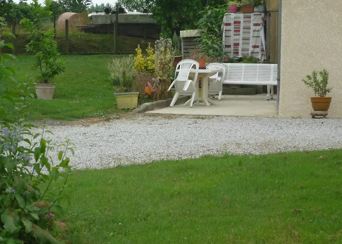 Maison Familiale Avec Jardin A Lahosse, 110 M² *