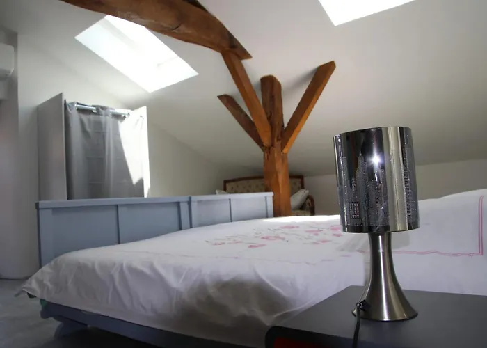 Maison Familiale Avec Jardin A Lahosse, 110 M² Lahosse